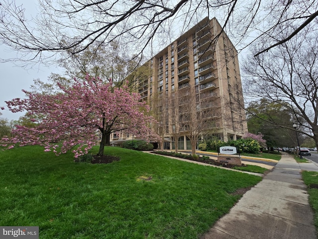 view of building exterior