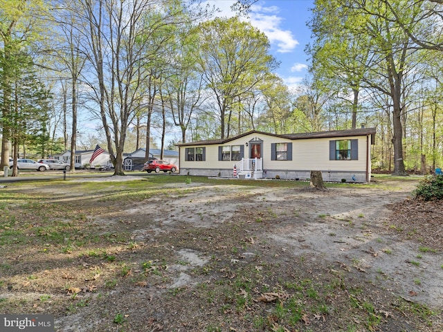 27689 Hartford Ct, Millsboro, DE 19966 - manufactured / mobile home with crawl space