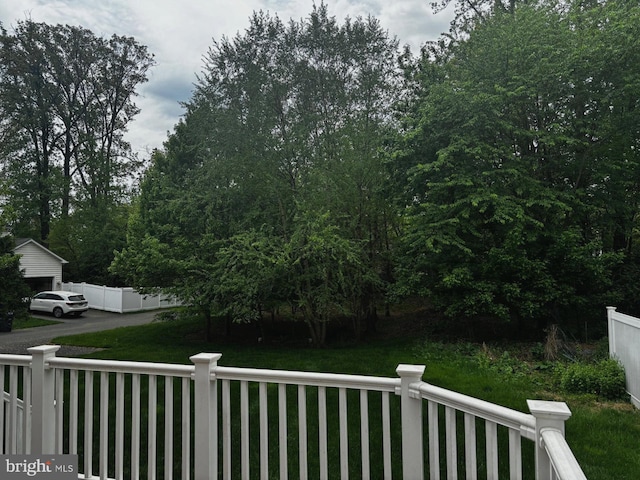 8457 Amanda Pl, Vienna, VA 22180 - view of green lawn