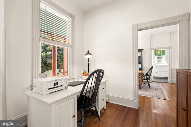 4916 40th Pl, Hyattsville, MD 20781 - office space with dark wood finished floors and baseboards
