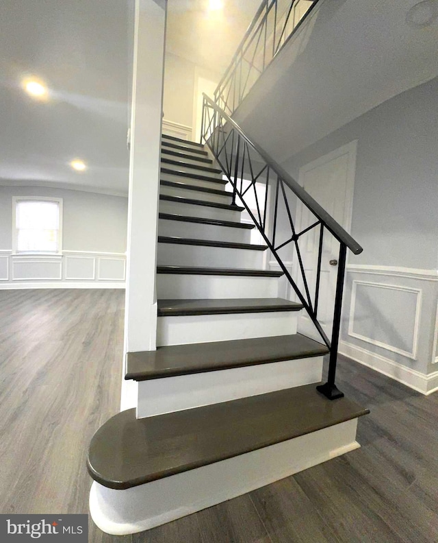 18 Grayson Cir, Willingboro, NJ 08046 - stairs featuring wood finished floors, a decorative wall, and wainscoting