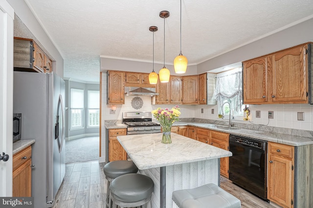 619 Walden Way, Lumberton, NJ 08048 - kitchen featuring stainless steel appliances, a sink, wall chimney exhaust hood, a textured ceiling, and healthy amount of natural light