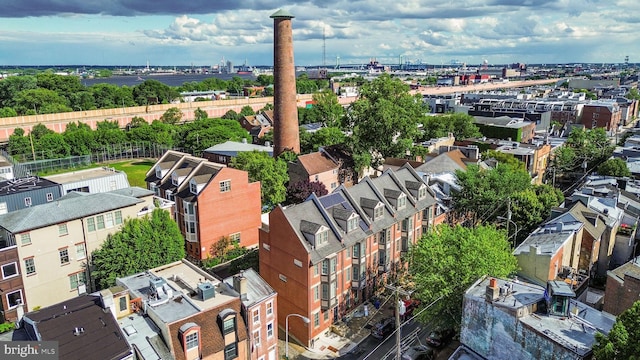 929 S 2nd St, Philadelphia, PA 19147 - drone / aerial view