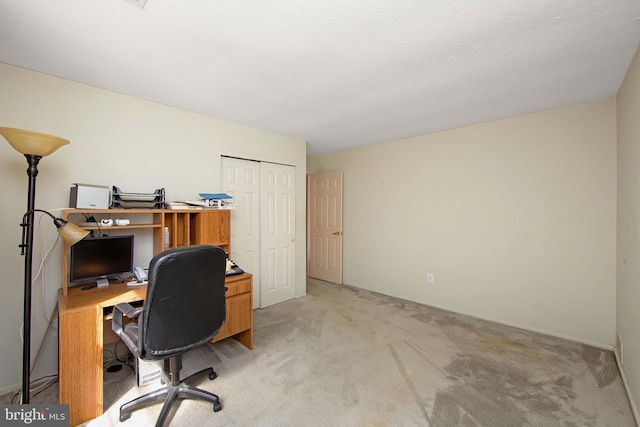 office with light colored carpet