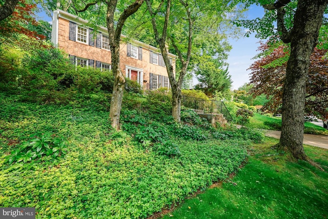 9127 Friars Rd, Bethesda, MD 20817 - view of yard