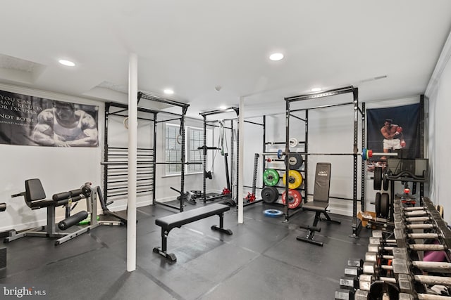 9850 Jerry Ln, Vienna, VA 22180 - exercise room with recessed lighting, baseboards, and ornamental molding