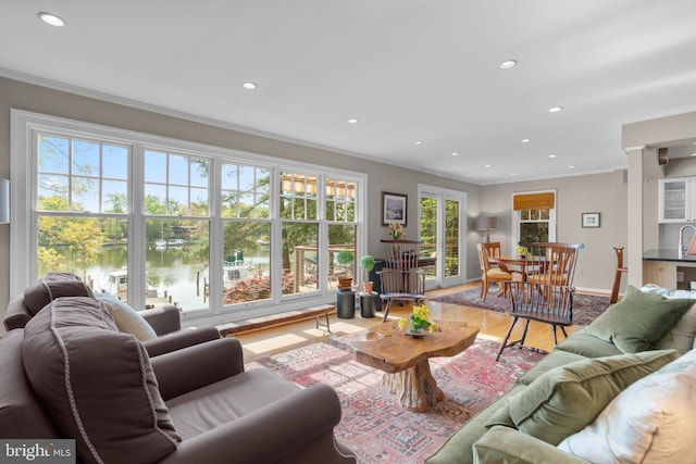 735 Dividing Rd, Severna Park, MD 21146 - living room featuring wood finished floors, recessed lighting, ornamental molding, and baseboards