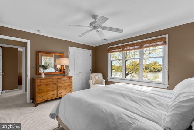 735 Dividing Rd, Severna Park, MD 21146 - bedroom featuring light colored carpet, visible vents, crown molding, and a closet