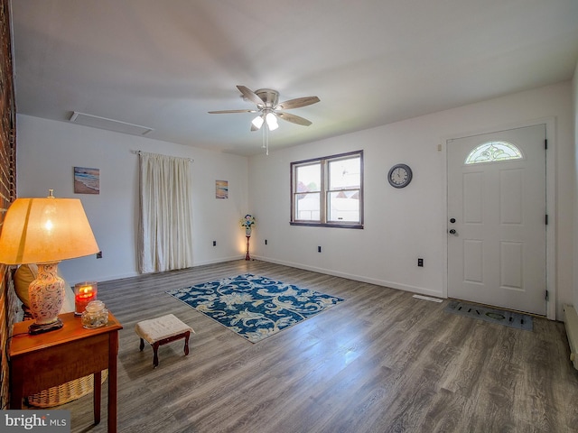 112 Jackson Ave, New Castle, DE 19720 - entrance foyer featuring wood finished floors, a healthy amount of sunlight, and ceiling fan