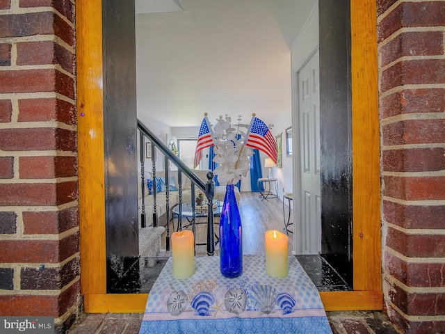 112 Jackson Ave, New Castle, DE 19720 - foyer with stairway