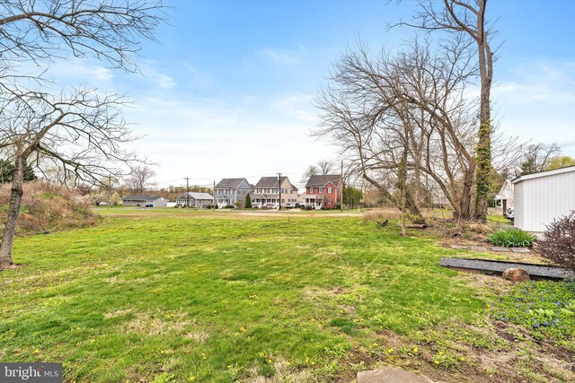 442 Ellisdale Rd, Crosswicks, NJ 08515 - view of yard