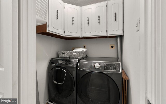 116 Amesbury Ct, Severna Park, MD 21146 - laundry area featuring cabinet space and washer and dryer