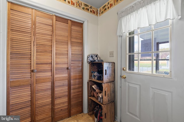10257 Back Creek Valley Rd, Hedgesville, WV 25427 - entryway with tile patterned floors