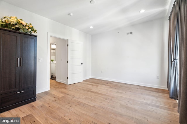 2237 N Hope St, Philadelphia, PA 19133 - unfurnished bedroom featuring recessed lighting, baseboards, visible vents, and light wood-type flooring