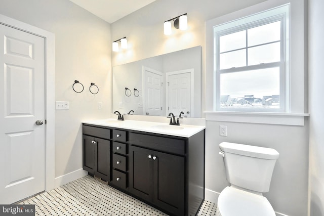 146 Wyndale Dr, Ephrata, PA 17522 - full bath featuring plenty of natural light, a sink, and toilet