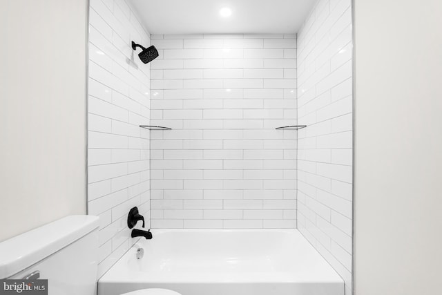 full bath with shower / bath combination and toilet