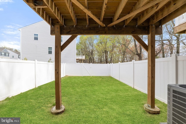 402 Monte Farm Rd, Mount Laurel, NJ 08054 - view of yard featuring a fenced backyard and central AC