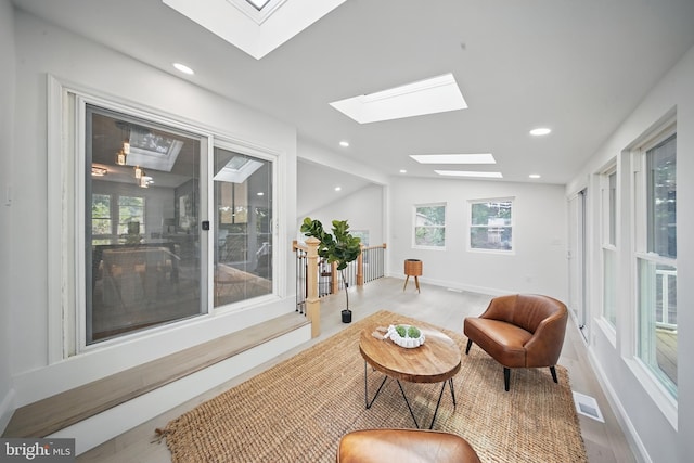 4403 Echo Ct, Woodbridge, VA 22193 - sunroom featuring a skylight
