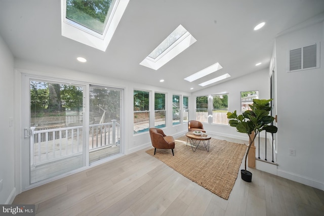 4403 Echo Ct, Woodbridge, VA 22193 - sunroom featuring a skylight and lofted ceiling