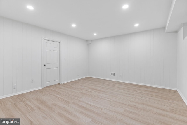 2865 S Abingdon St, Arlington, VA 22206 - spare room with light wood finished floors, recessed lighting, and baseboards