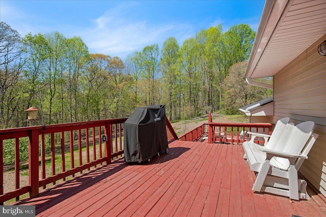 5650 Warren Dr, Huntingtown, MD 20639 - wooden terrace featuring a forest view