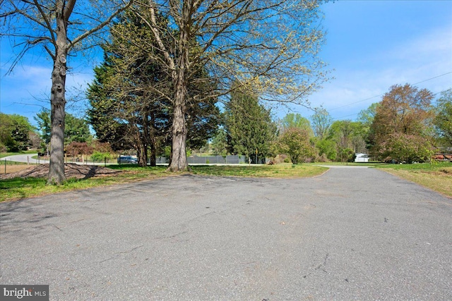 5650 Warren Dr, Huntingtown, MD 20639 - view of road