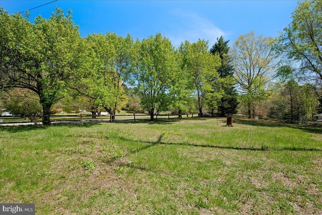 5650 Warren Dr, Huntingtown, MD 20639 - view of yard with fence
