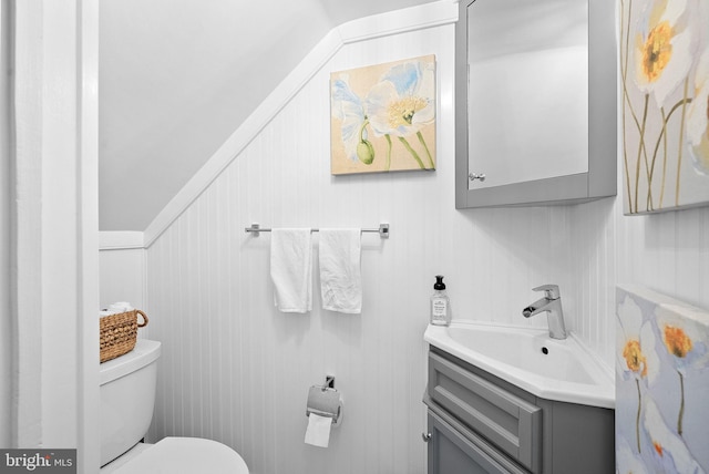 36437 Whispering Springs Ct, Purcellville, VA 20132 - bathroom with vanity and toilet