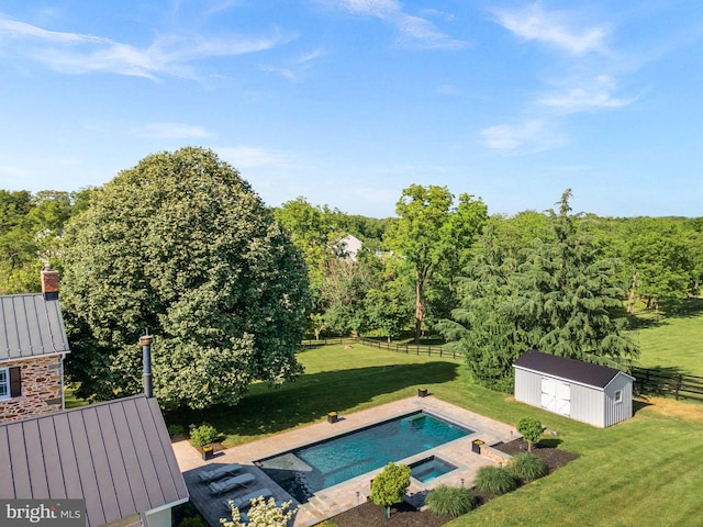 36437 Whispering Springs Ct, Purcellville, VA 20132 - outdoor pool with an in-ground hot tub