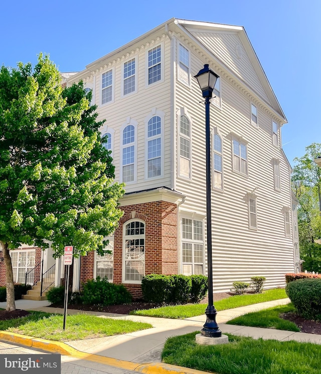 920 Pine Forest Ln Unit 1812, Upper Marlboro, MD 20774 - view of property exterior with brick siding