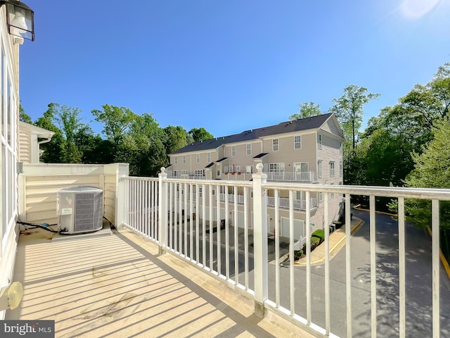 920 Pine Forest Ln Unit 1812, Upper Marlboro, MD 20774 - balcony featuring central AC
