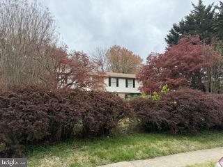 view of side of property