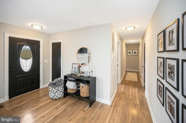 522 White Oak Rd, Fredericksburg, VA 22405 - foyer entrance featuring baseboards and light wood-style floors