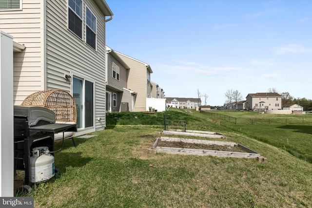 172 Scotch Pine Dr, Bunker Hill, WV 25413 - view of yard with a garden