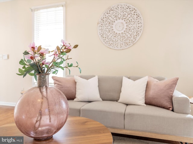 living area with baseboards