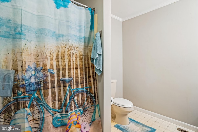 813 Petinot Pl, Stevensville, MD 21666 - bathroom featuring crown molding, baseboards, toilet, and tile patterned flooring