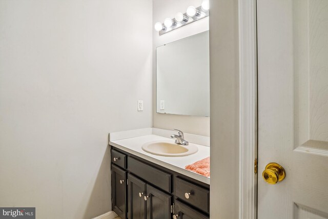 813 Petinot Pl, Stevensville, MD 21666 - bathroom featuring vanity