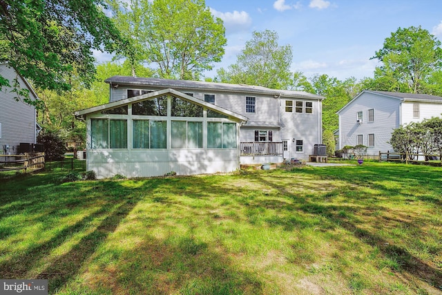 813 Petinot Pl, Stevensville, MD 21666 - back of property with a sunroom