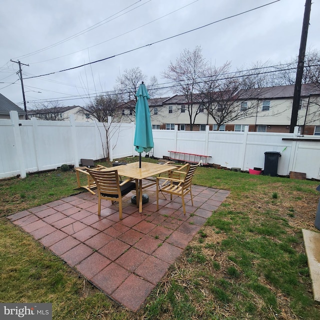 view of patio featuring outdoor dining space
