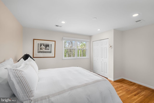 1004 Union Church Rd, Mclean, VA 22102 - bedroom with a closet, visible vents, baseboards, and light wood-style floors