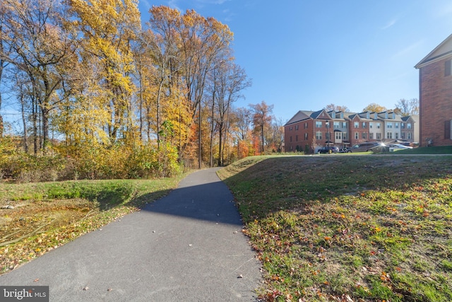 view of street featuring a residential view