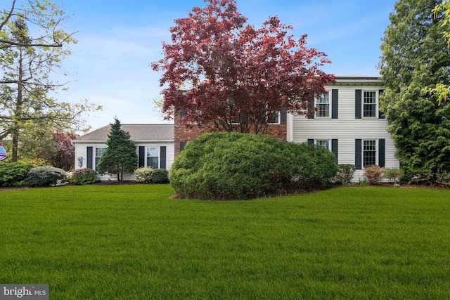 9 Still Run Dr, Mickleton, NJ 08056 - view of front of house featuring a front yard