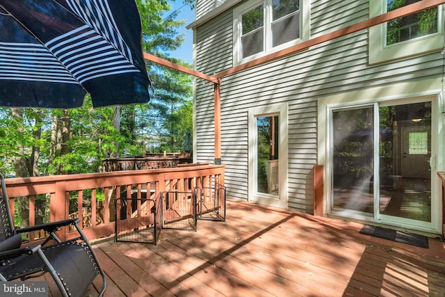 2102 Whisperwood Glen Ln, Reston, VA 20191 - view of wooden terrace