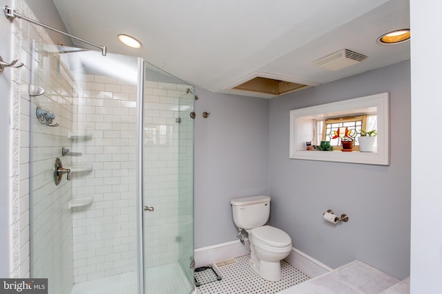 36 S Clinton St, Doylestown, PA 18901 - bathroom featuring baseboards, visible vents, a shower stall, and toilet