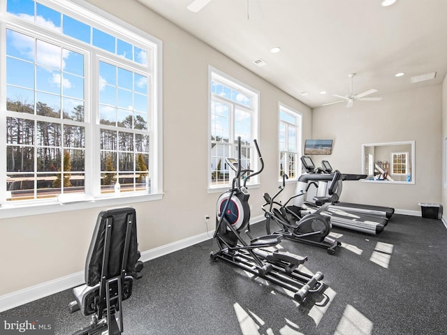 workout area with ceiling fan, baseboards, and recessed lighting