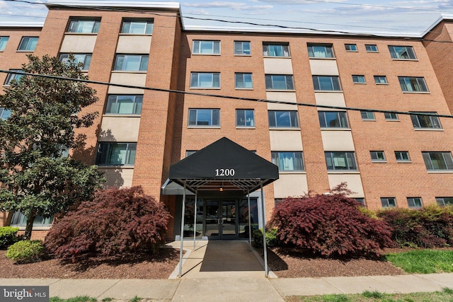 view of building exterior