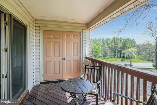 8818 Tanglewood Ln, Manassas, VA 20110 - view of balcony