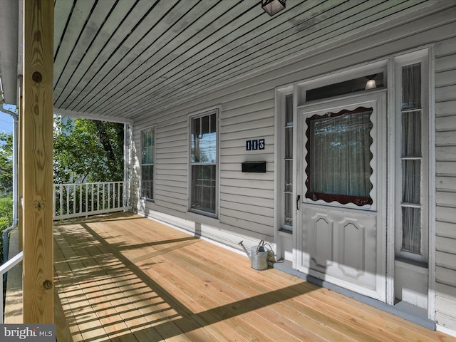 113 Ingleside Ave, Baltimore, MD 21228 - view of deck