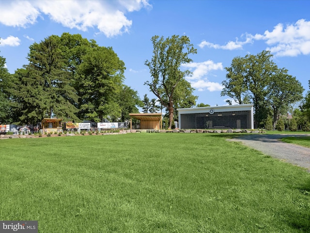 113 Ingleside Ave, Baltimore, MD 21228 - view of grassy yard