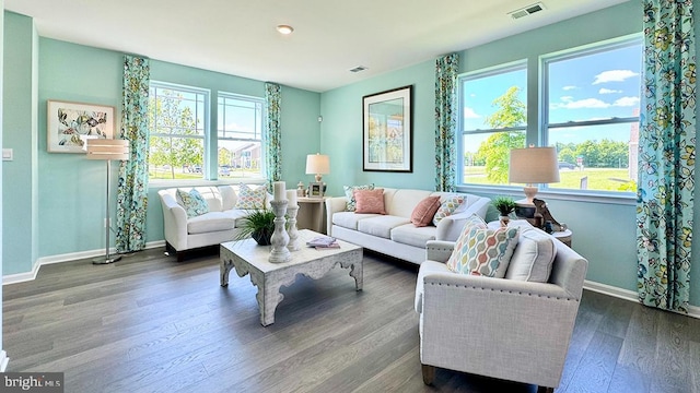 810 Mersey Ln, Salisbury, MD 21801 - living room featuring recessed lighting, visible vents, baseboards, and wood finished floors
